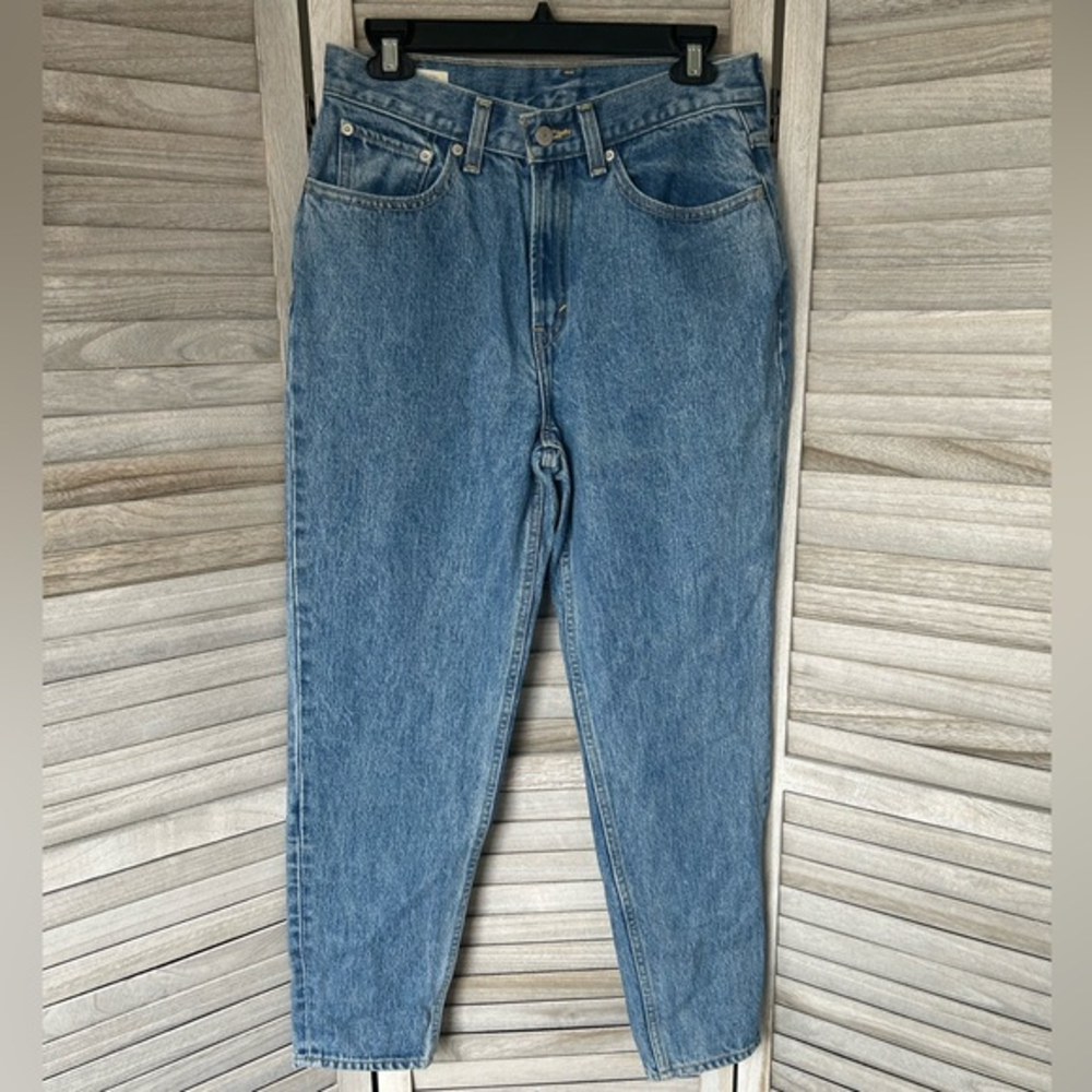 Levi’s Women’s Premium Denim Blue Jeans Medium Wash Zip‎ Up Capital/Big E Sz 29
